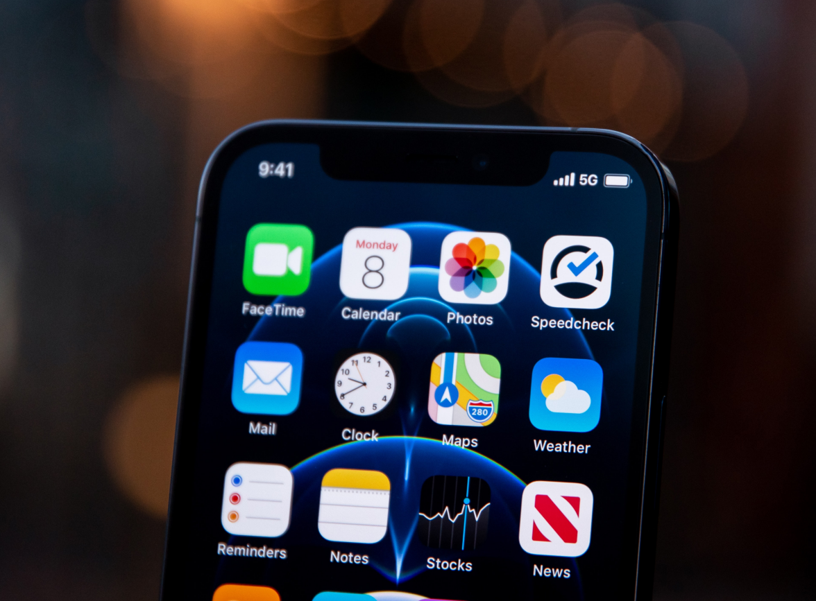 平鲁苹果手机维修分享为什么 iPhone 12 在冬季会自动关机 